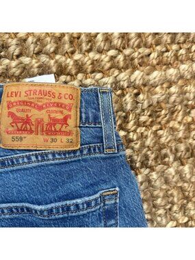 Levi's 559 Relaxed Straight Jeans Mens 30x32 Blue Denim Red Tab⁠